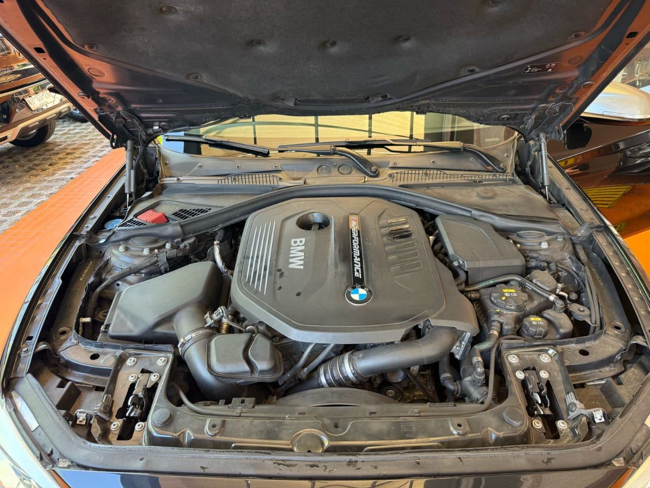 large car