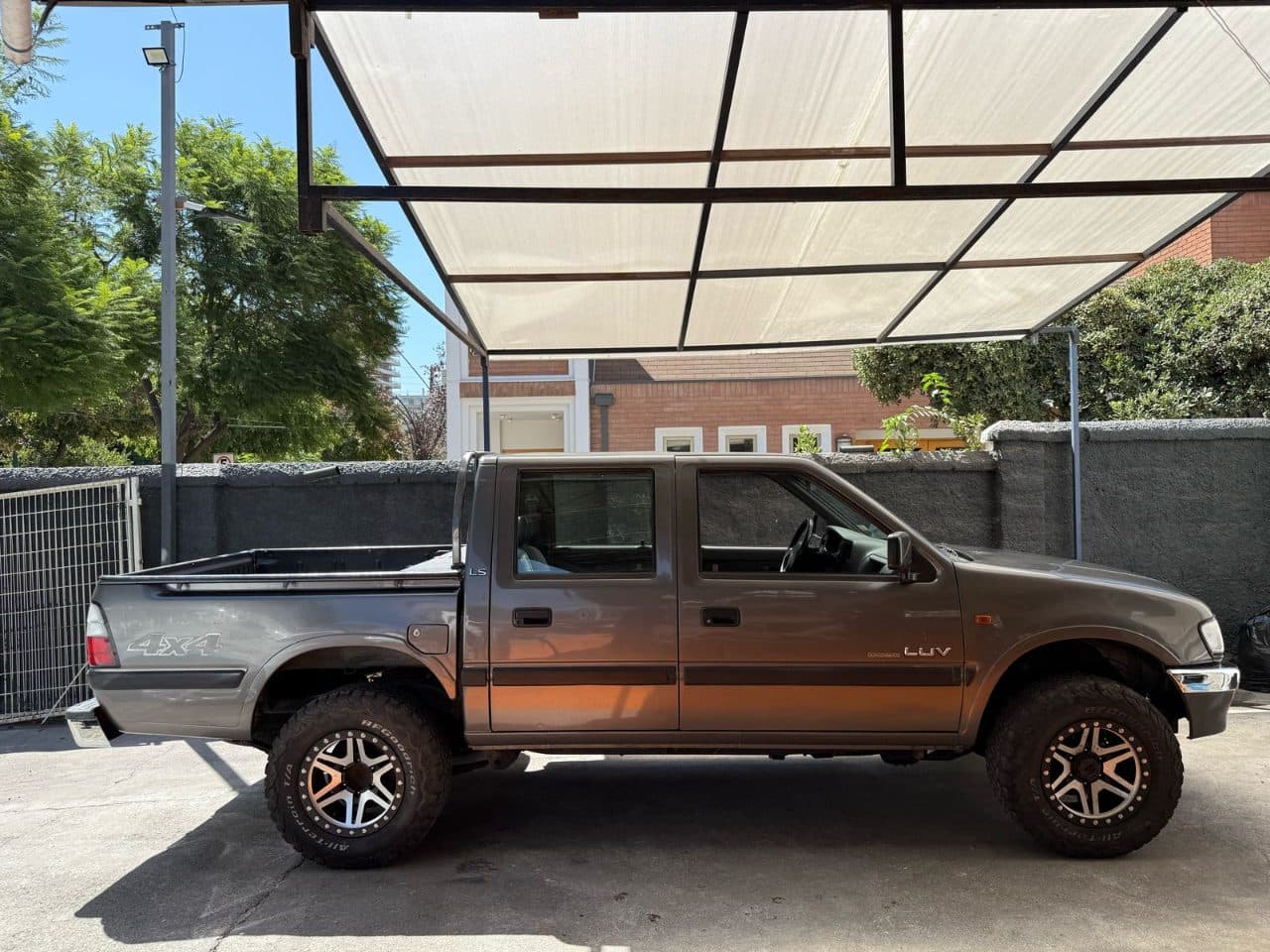 large car