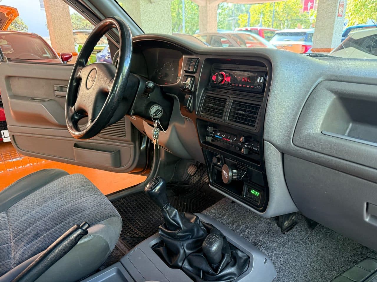 large car