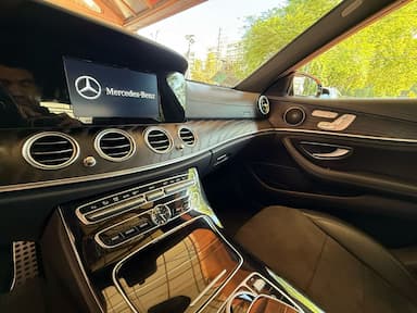 thum car
