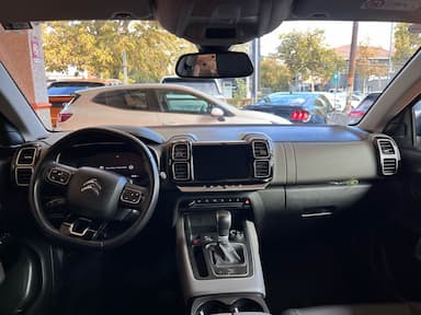 thum car