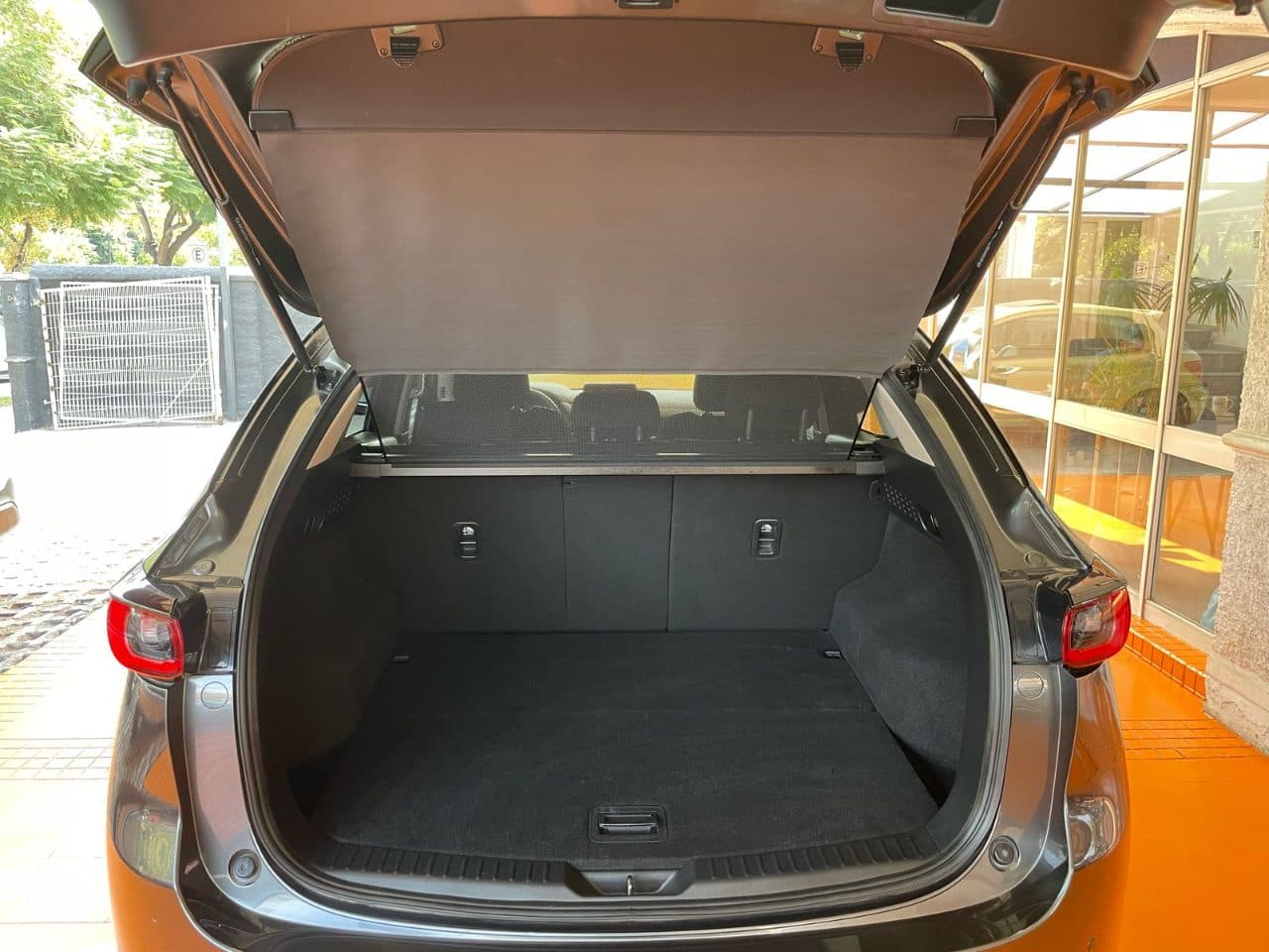 large car