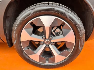 thum car