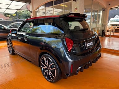 thum car