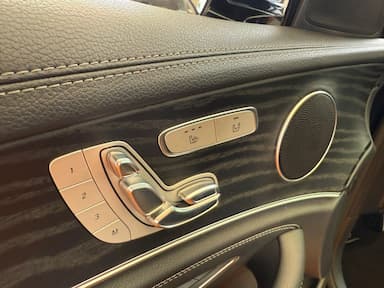 thum car