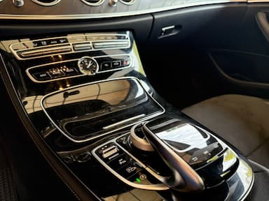 thum car