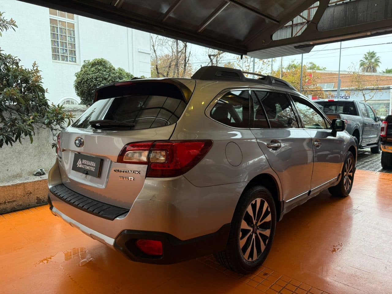 large car